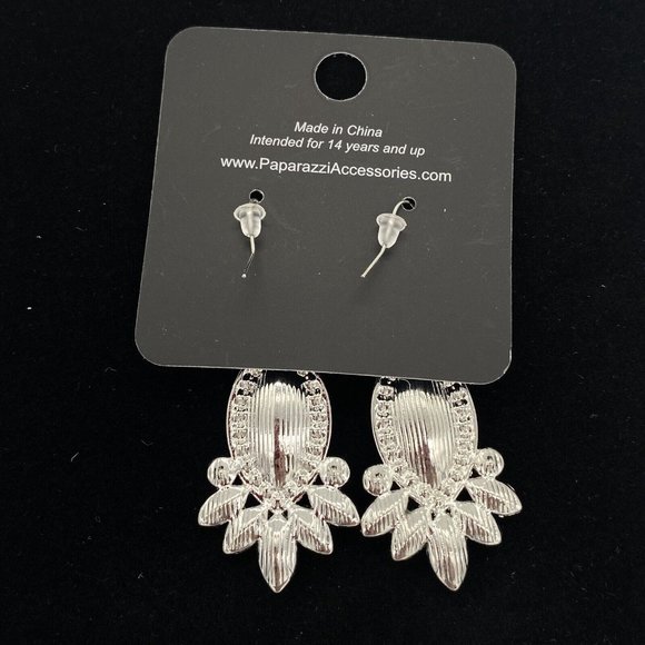 Paparazzi Fashion Jewelry Prismatic Parade Blue Hook Earrings - Picture 3 of 3